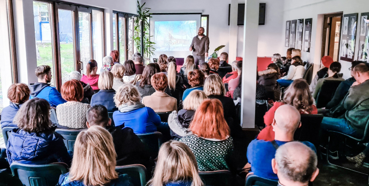 U sklopu društvenog programa održana dva predavanja na društveno korisnu temu