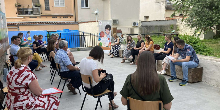 STEM udruge i poduzetnici na konferenciji zaključili: djeca potaknuta da mozgaju i kreiraju danas, ključan su faktor za održivi razvoj zajednice i gospodarstva sutra